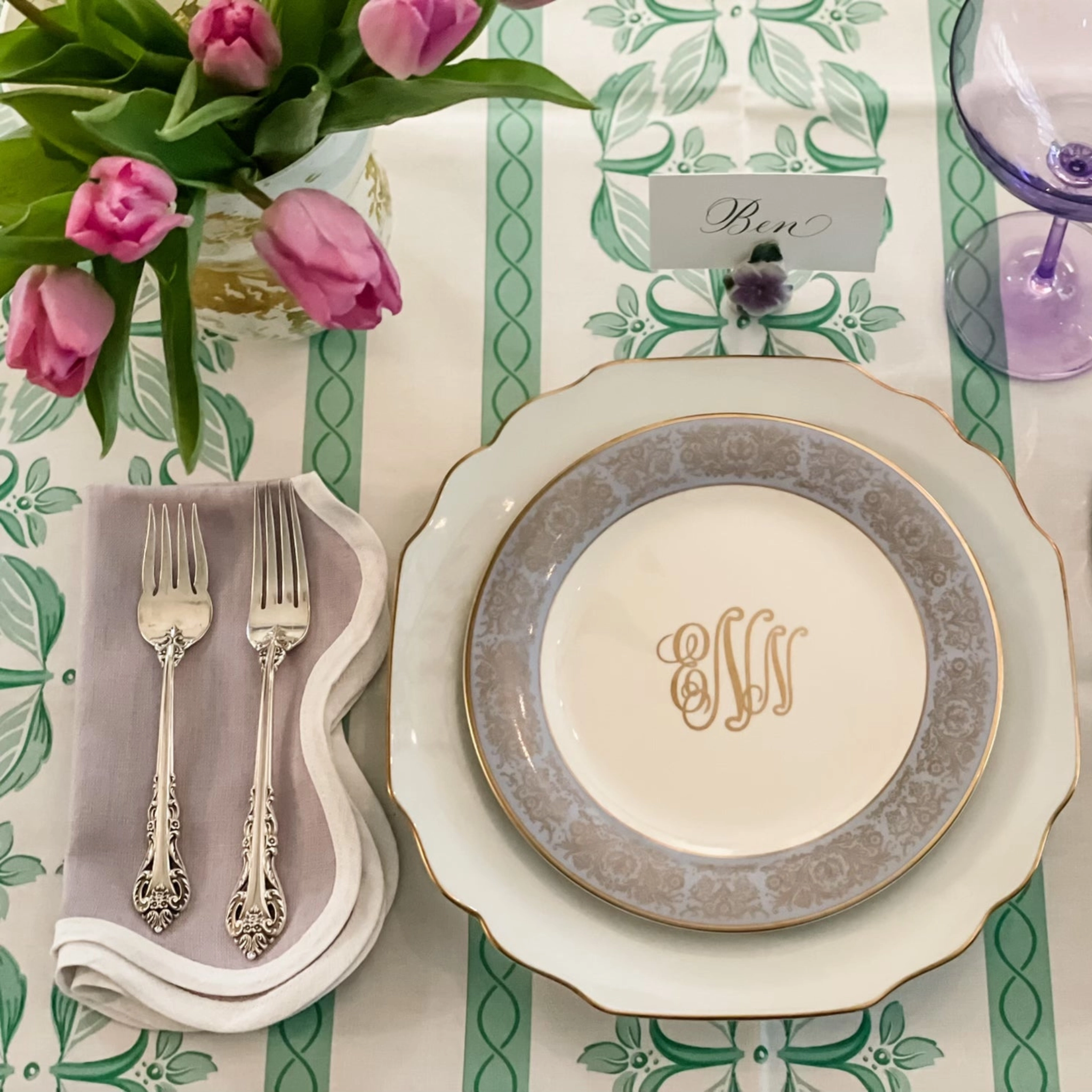 Scalloped Square Table Linen, Lavender