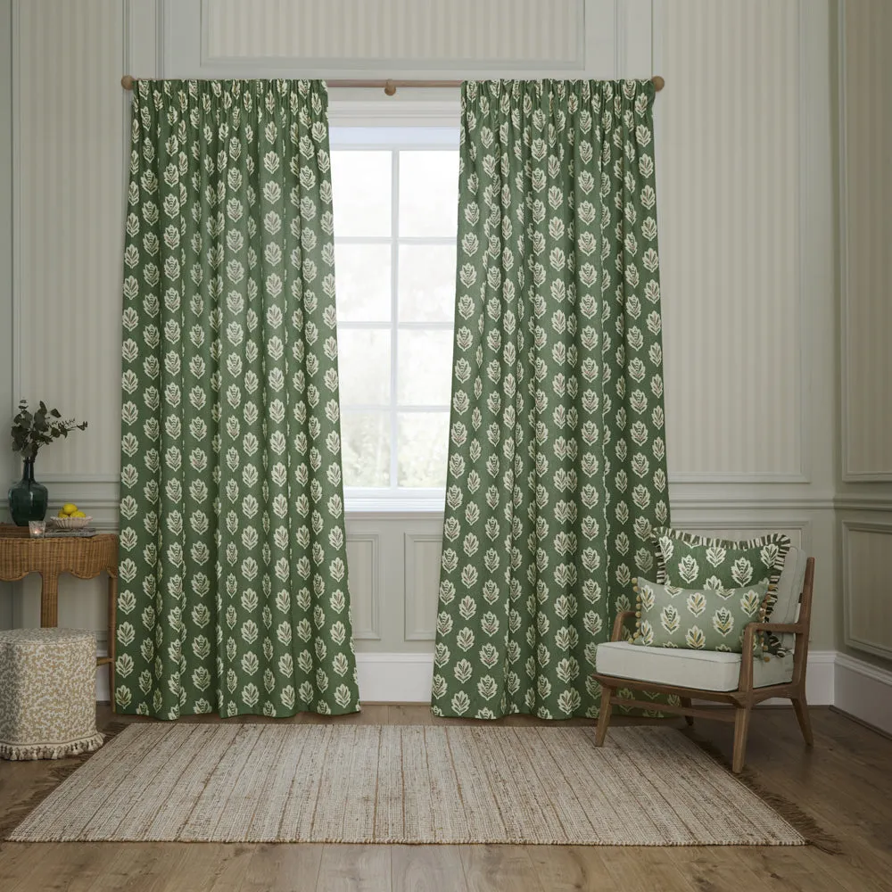 Sessile Leaf Ruffle Cushion Leaf Green