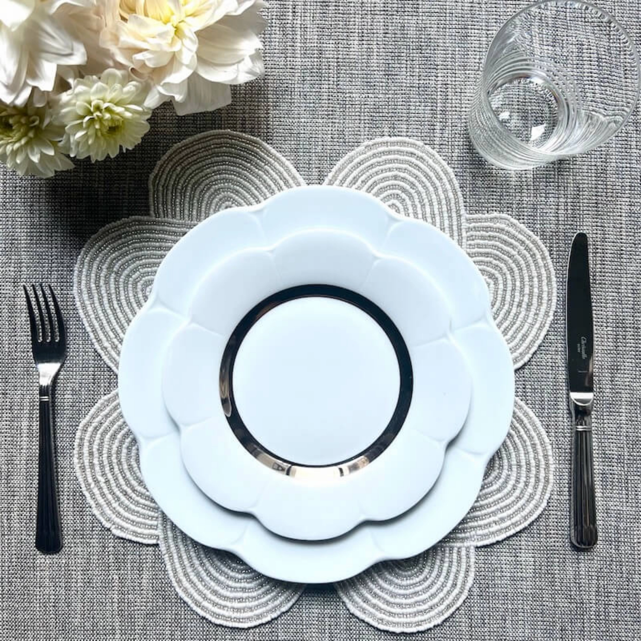 Set of 2 Silver & White Knot Placemats