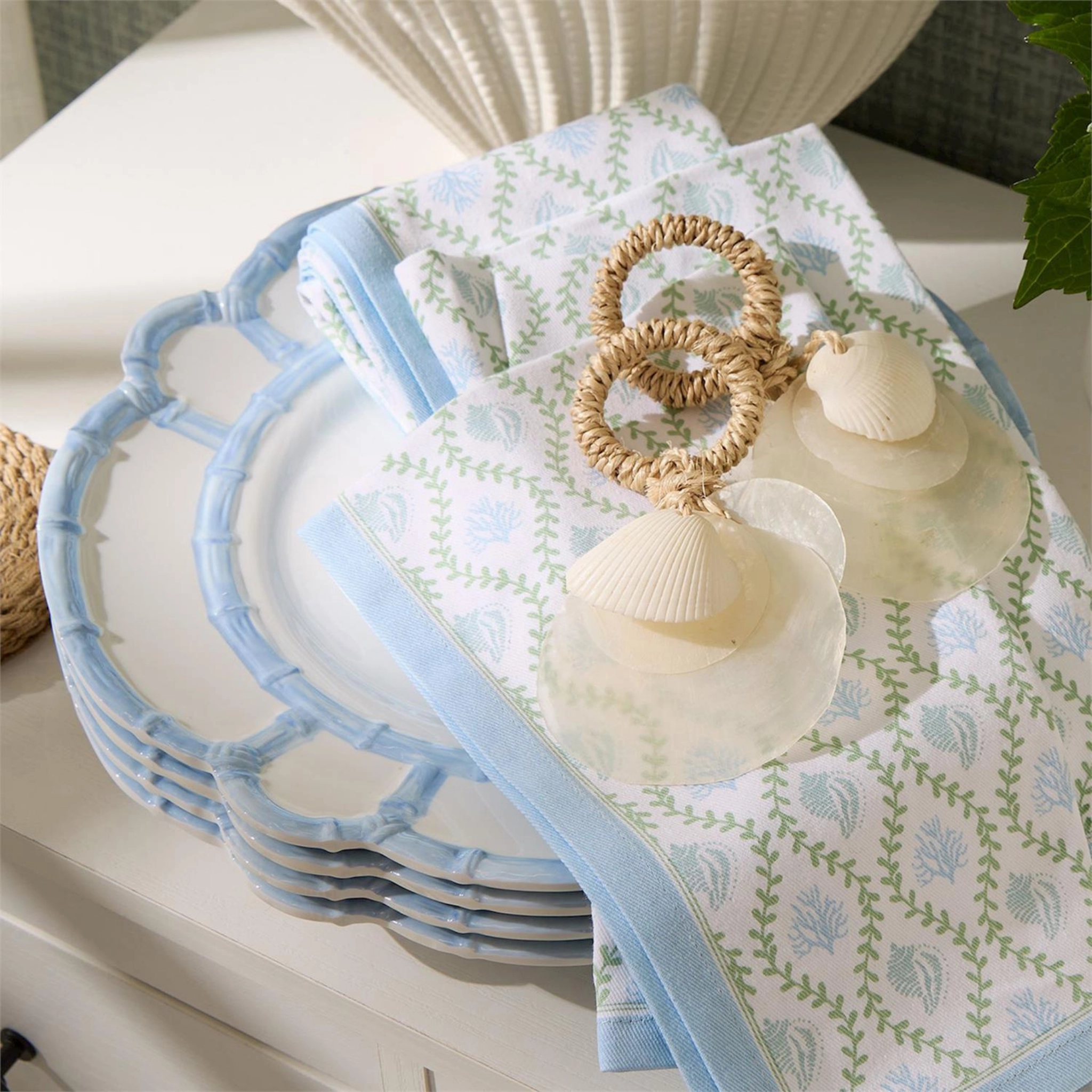 Set of 4 French Blue Bamboo Touch Dinner Plates with Bamboo Rim