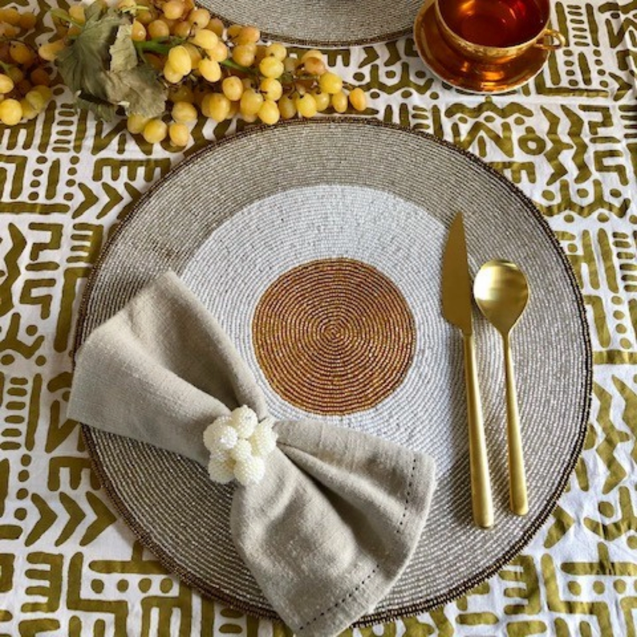 Set of 4 Pearl Cluster Napkin Rings