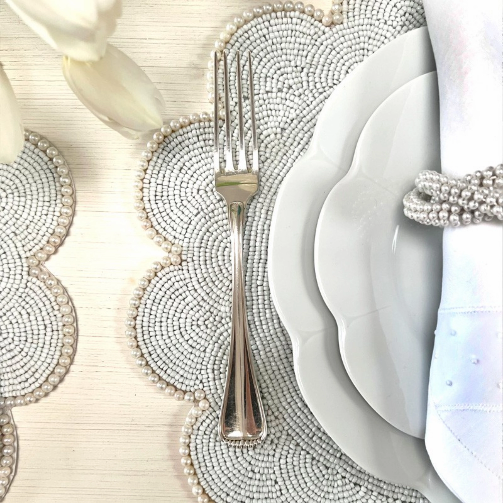 Set of 4 Three Ring Pearl Napkin Rings