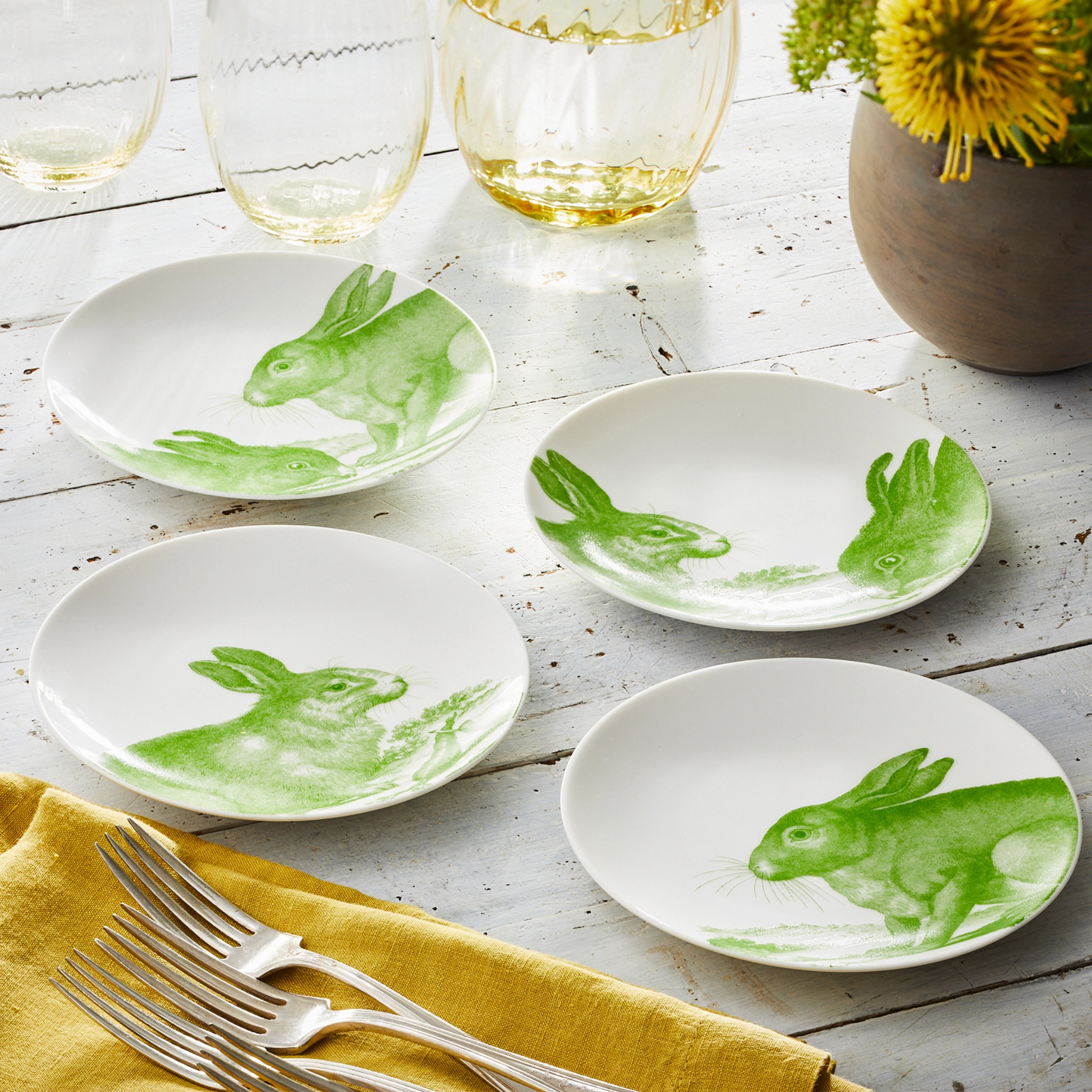 Set of Four Bunnies Verde Small Plates