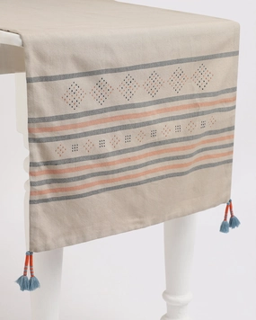 Sitar Tangalia Cotton Table Runner ceramic table ornament