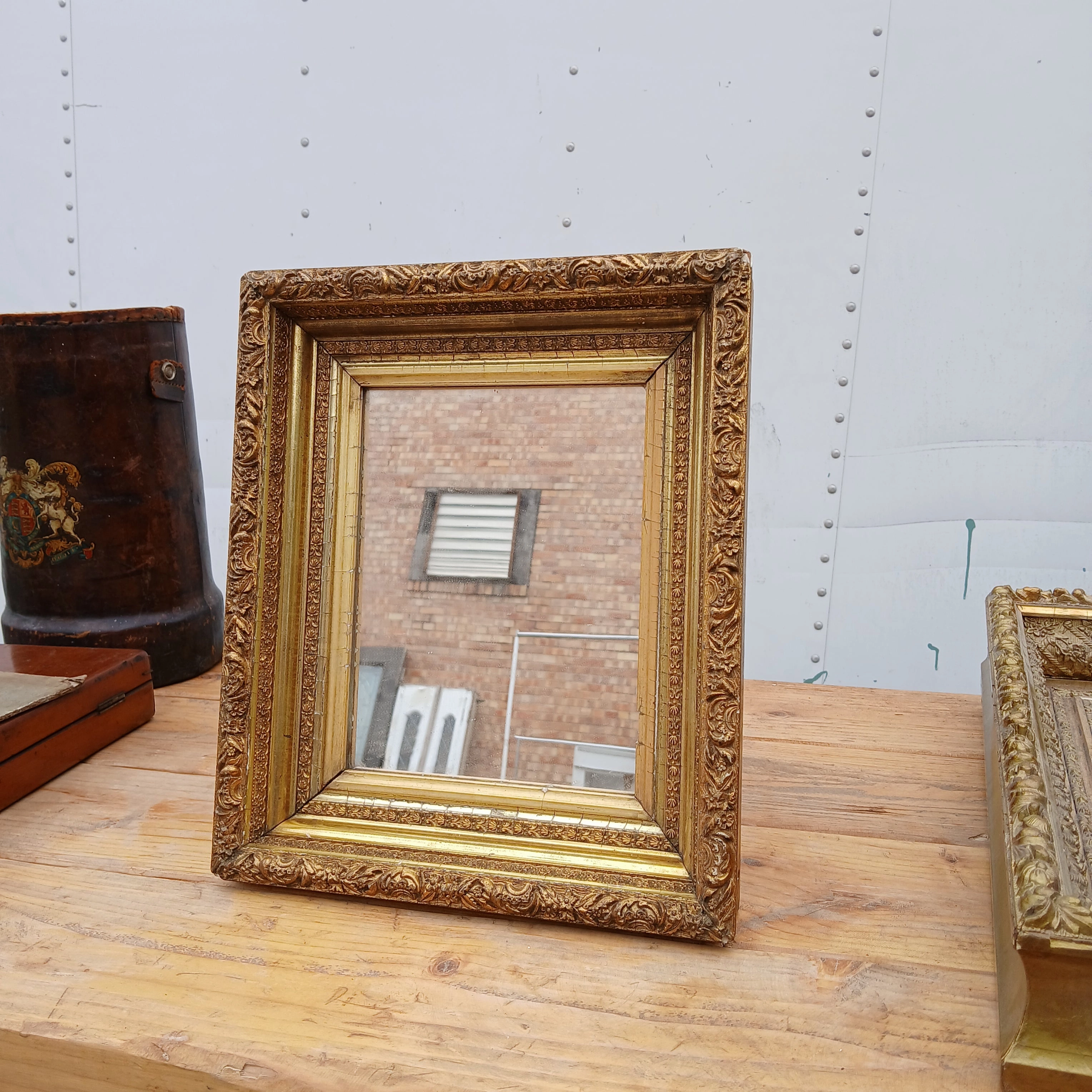 SMALL GILT FRAME MIRROR