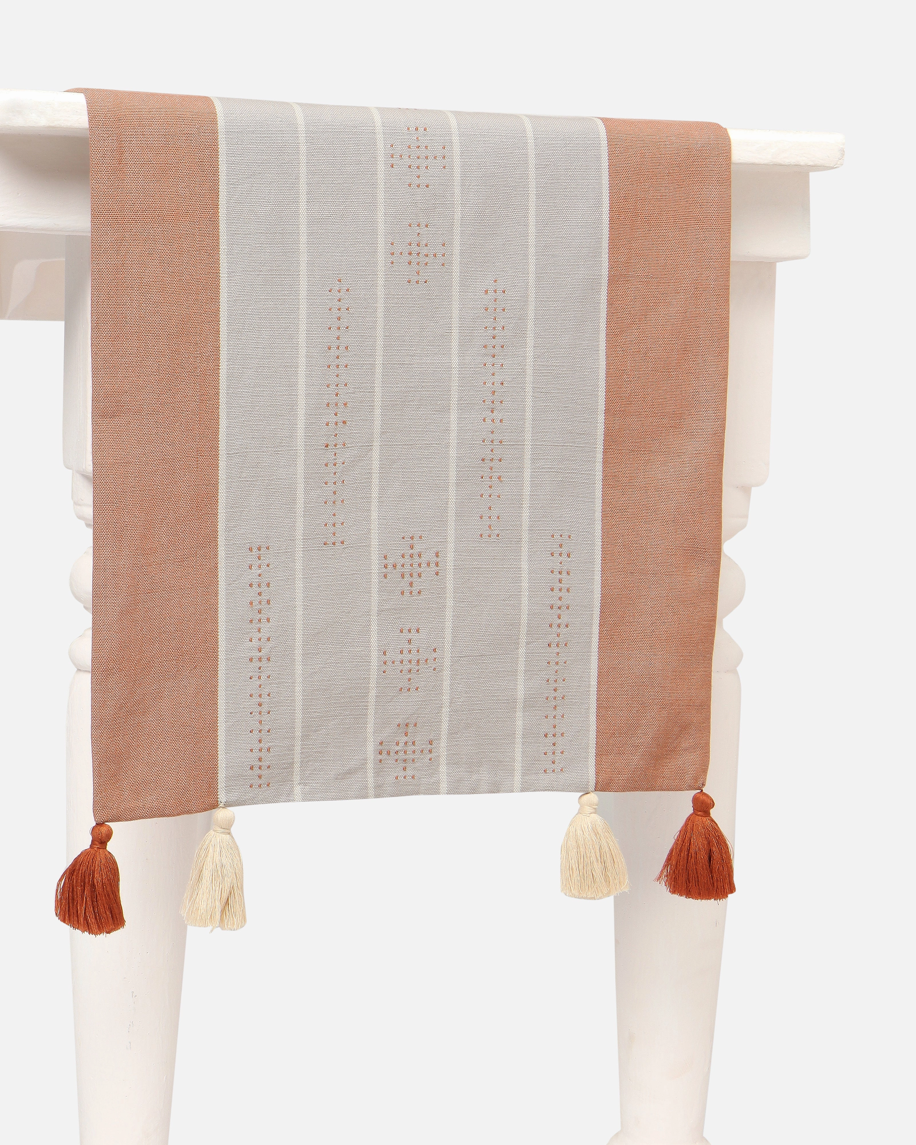 Synthesis Tangalia Cotton Table Runner ceramic table ornament