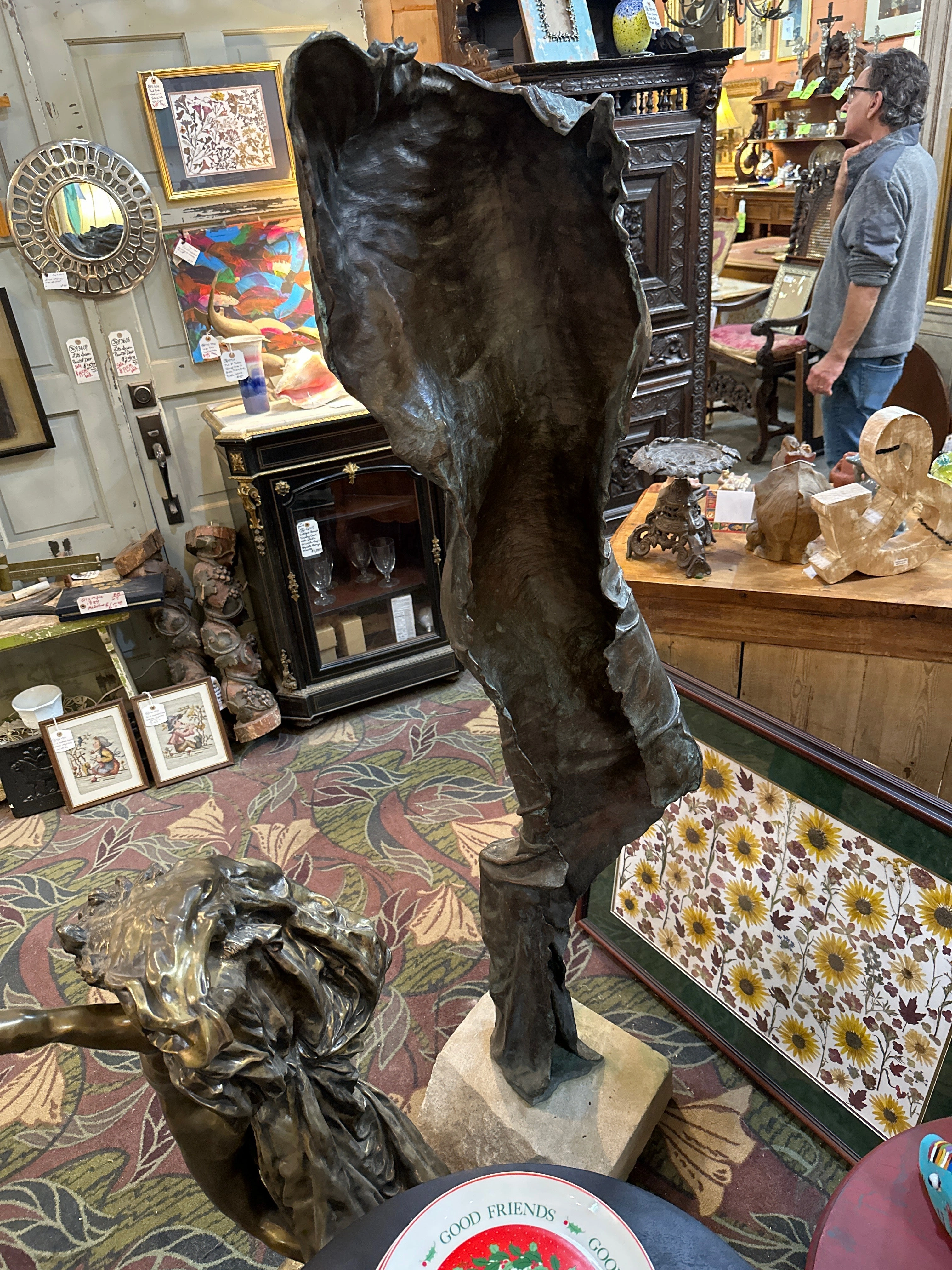 TAMBOLI SCULPTURE