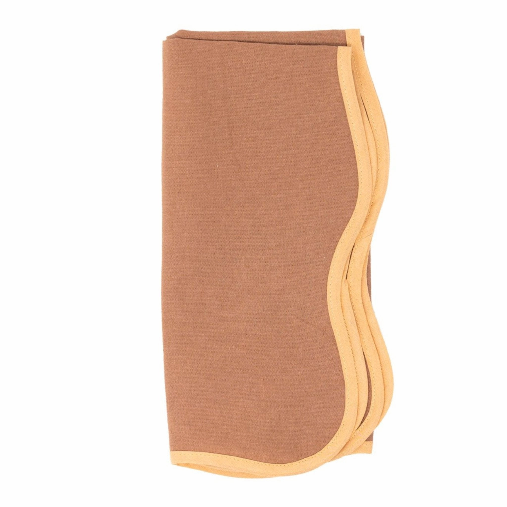 The Scalloped Napkin Set in Cocoa cute desktop display