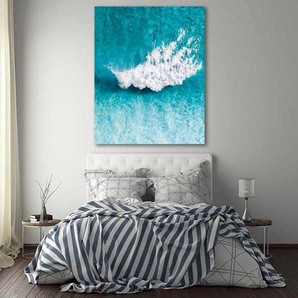 The Wave by Jessica Loiterton 
