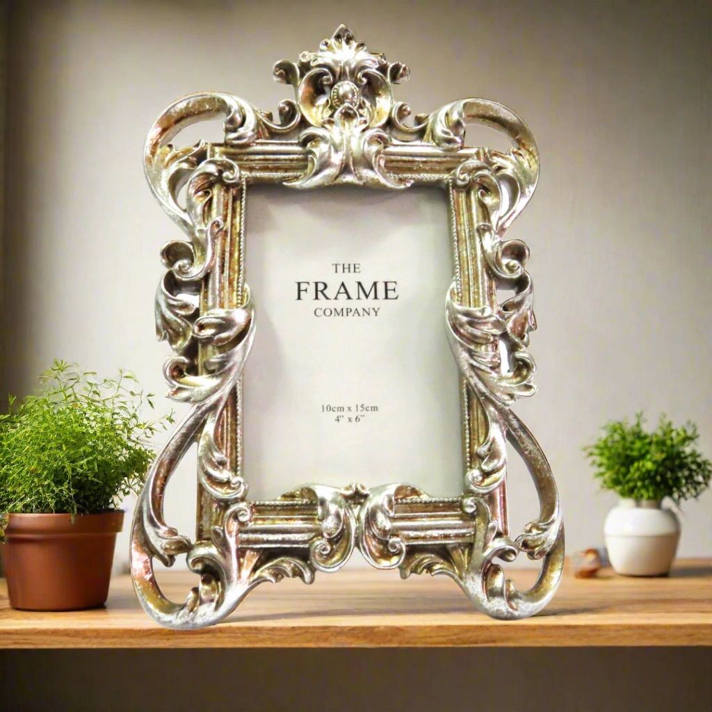 Victora Frame
