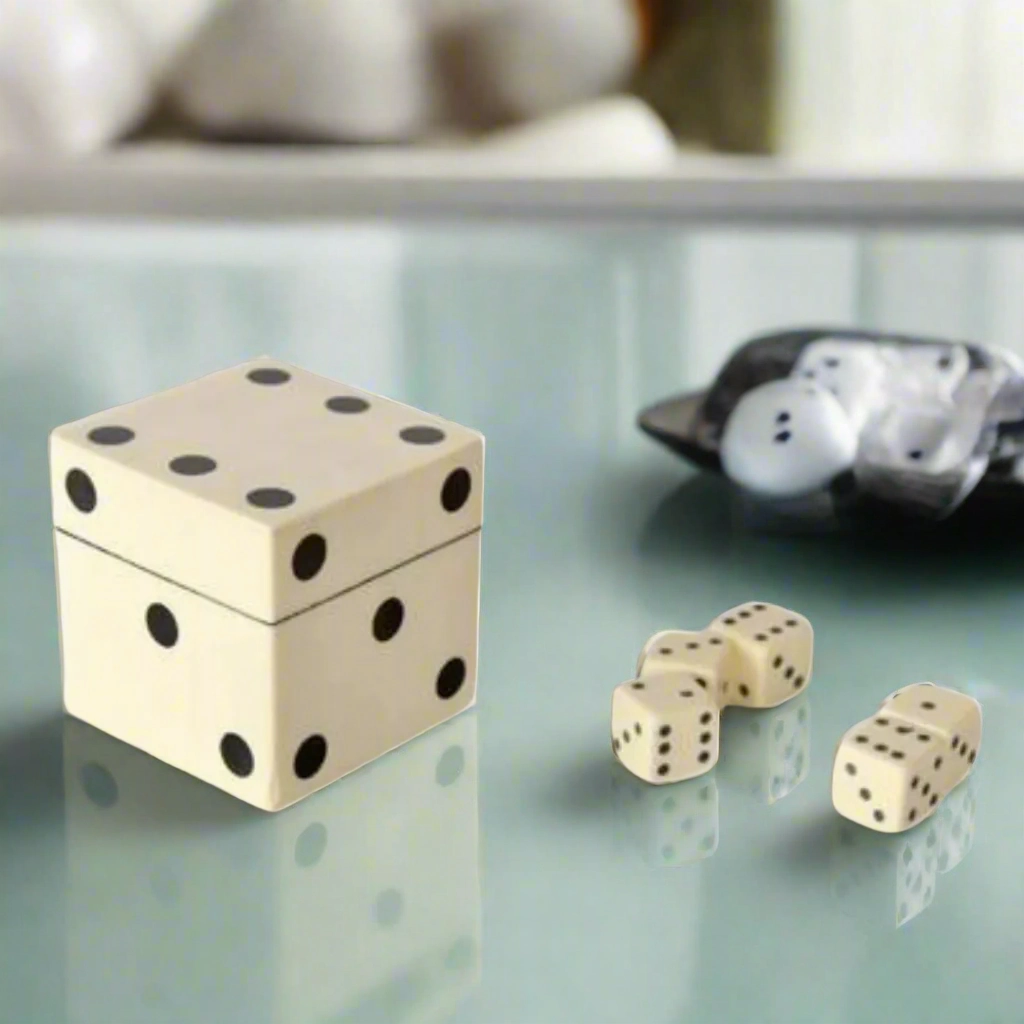 White Box With 5 Dice